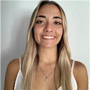 Soy entrenadora personal, titulada en acondicionamiento físico, además de tener el certificado de nutrición deportiva. 
Daría clases a cualquier tipo de cliente, sin importar edad, adaptándome a sus gustos y necesidades, enfocándome en sus objetivos, adem